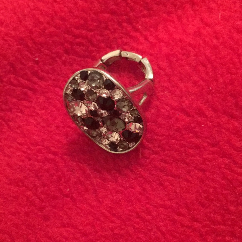 Stretch ring